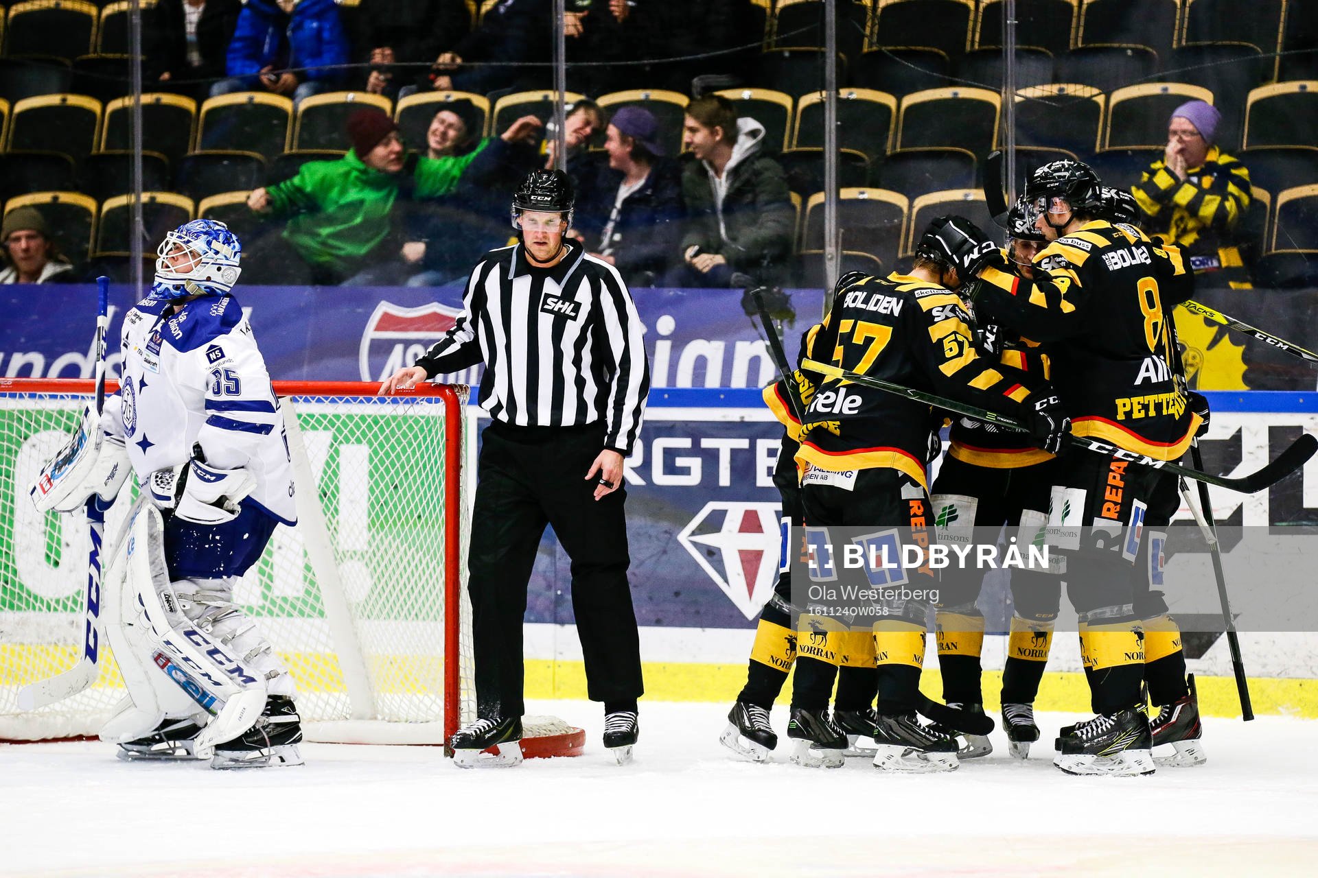 Skellefteås Emil Pettersson jublar