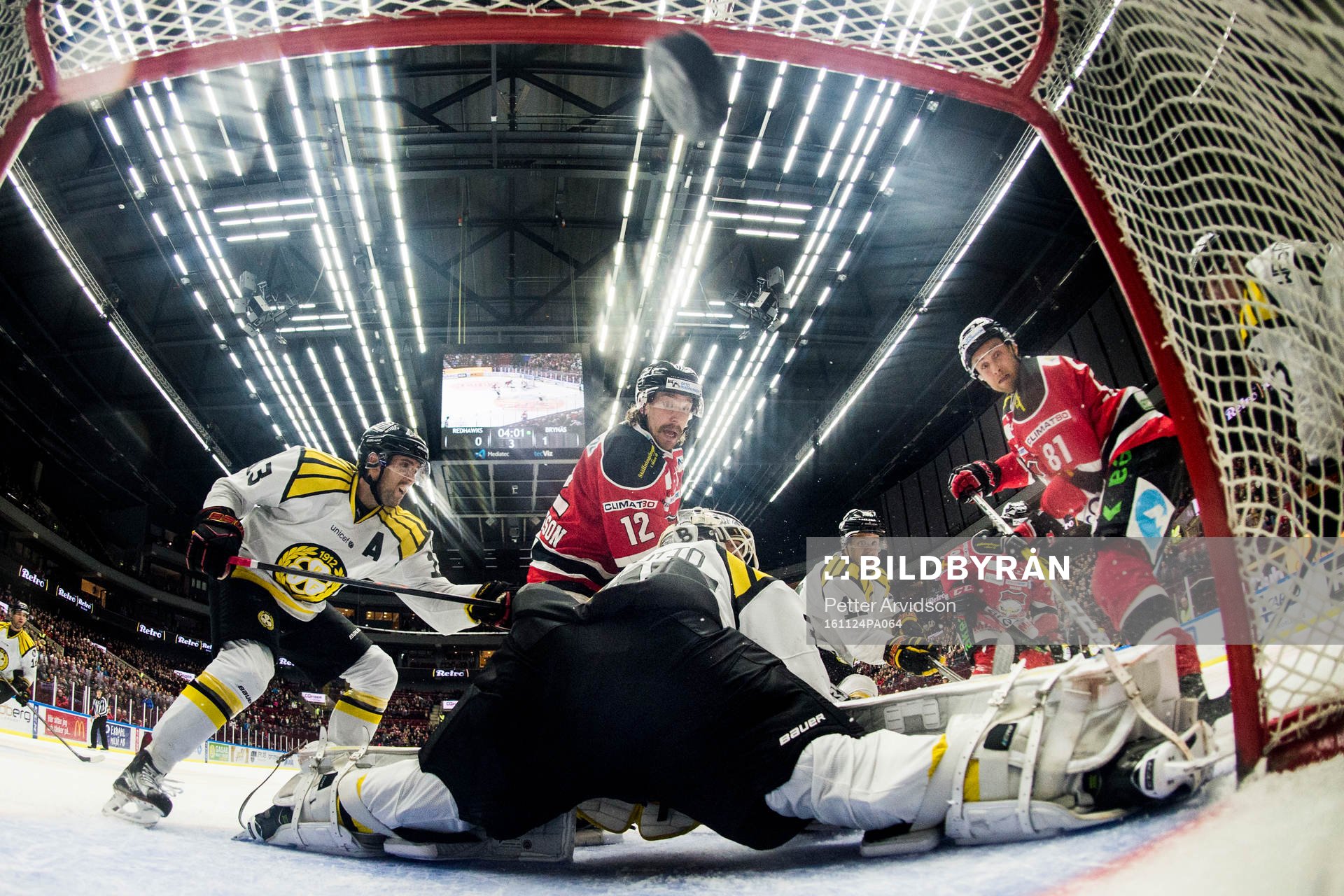 Malmö Redhawks Ilari Filppula (th) gör 1-1 målet bakom
