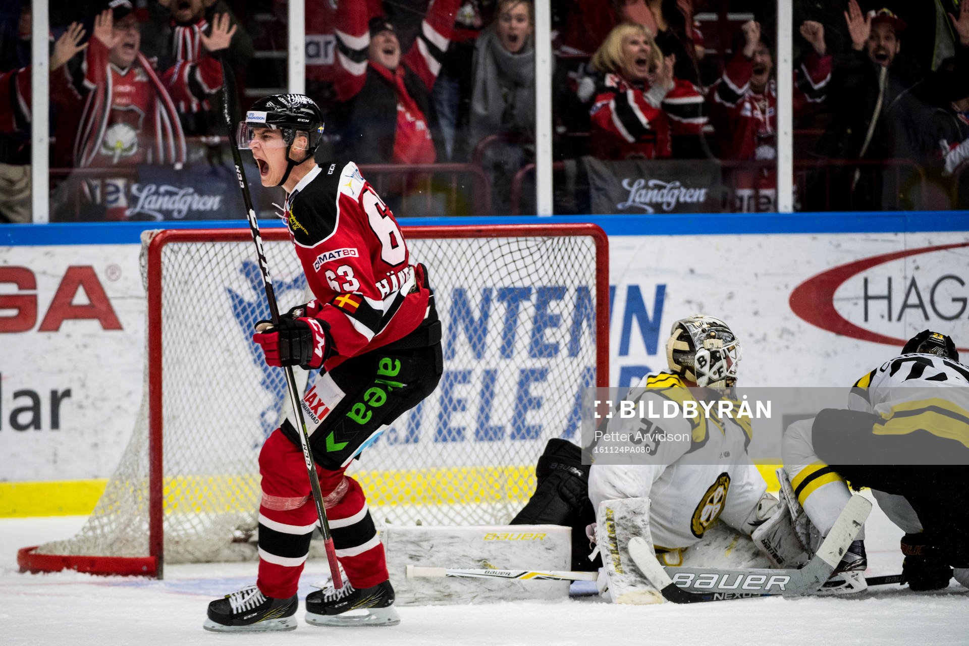 Malmö Redhawks Fredrik Händemark jublar