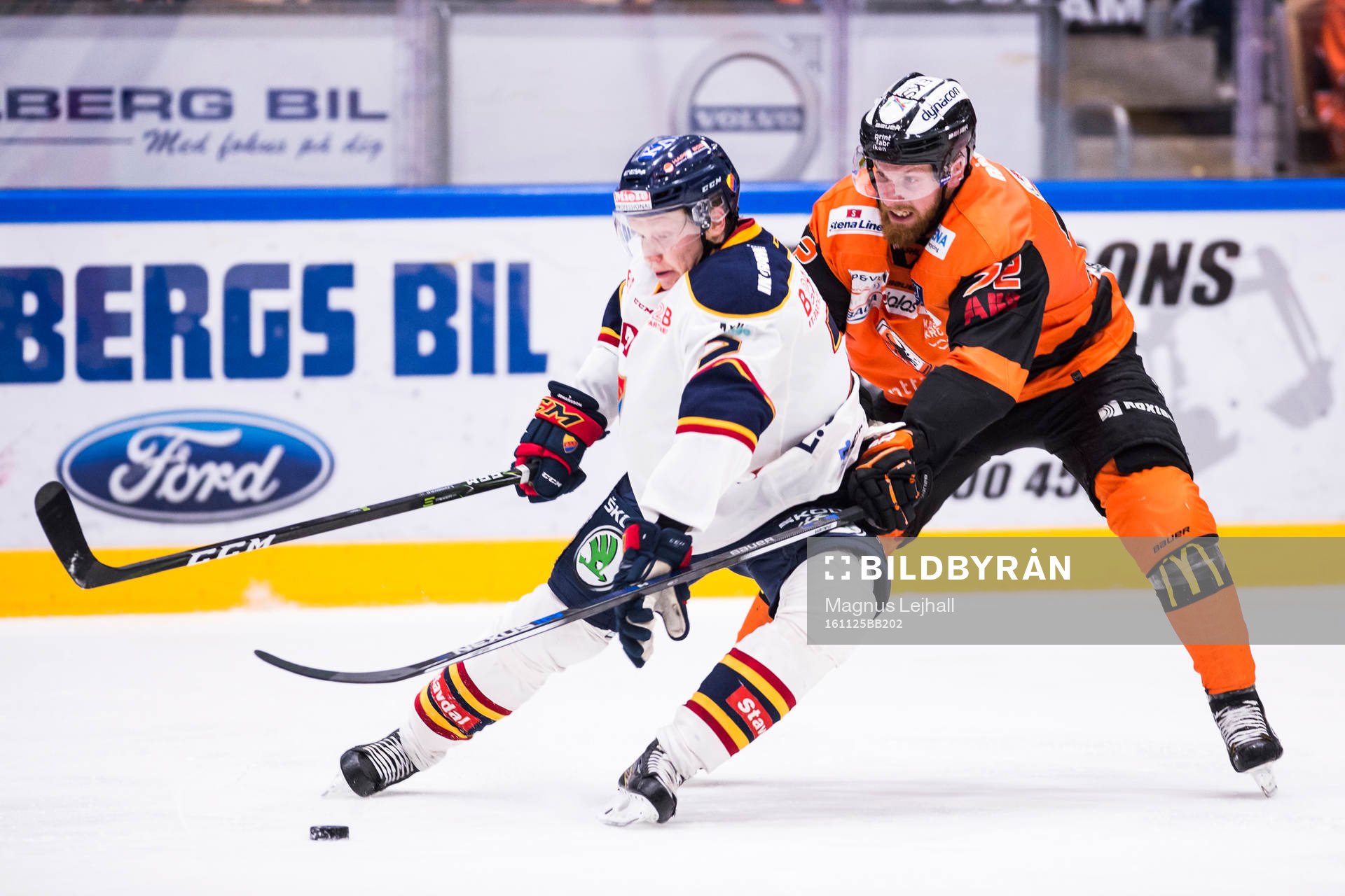 Djurgårdens Emil Johansson och Karlskronas Joachim Rohdin
