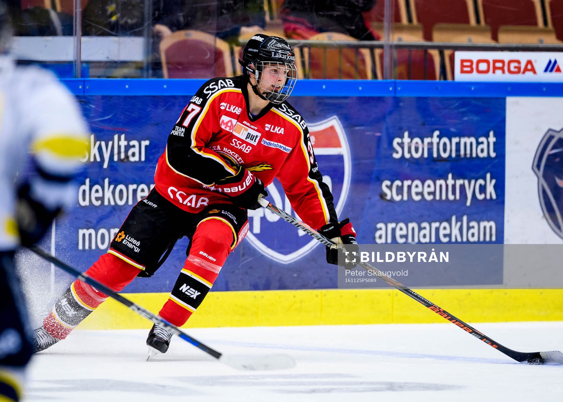 Luleås Isac Lundeström med pucken