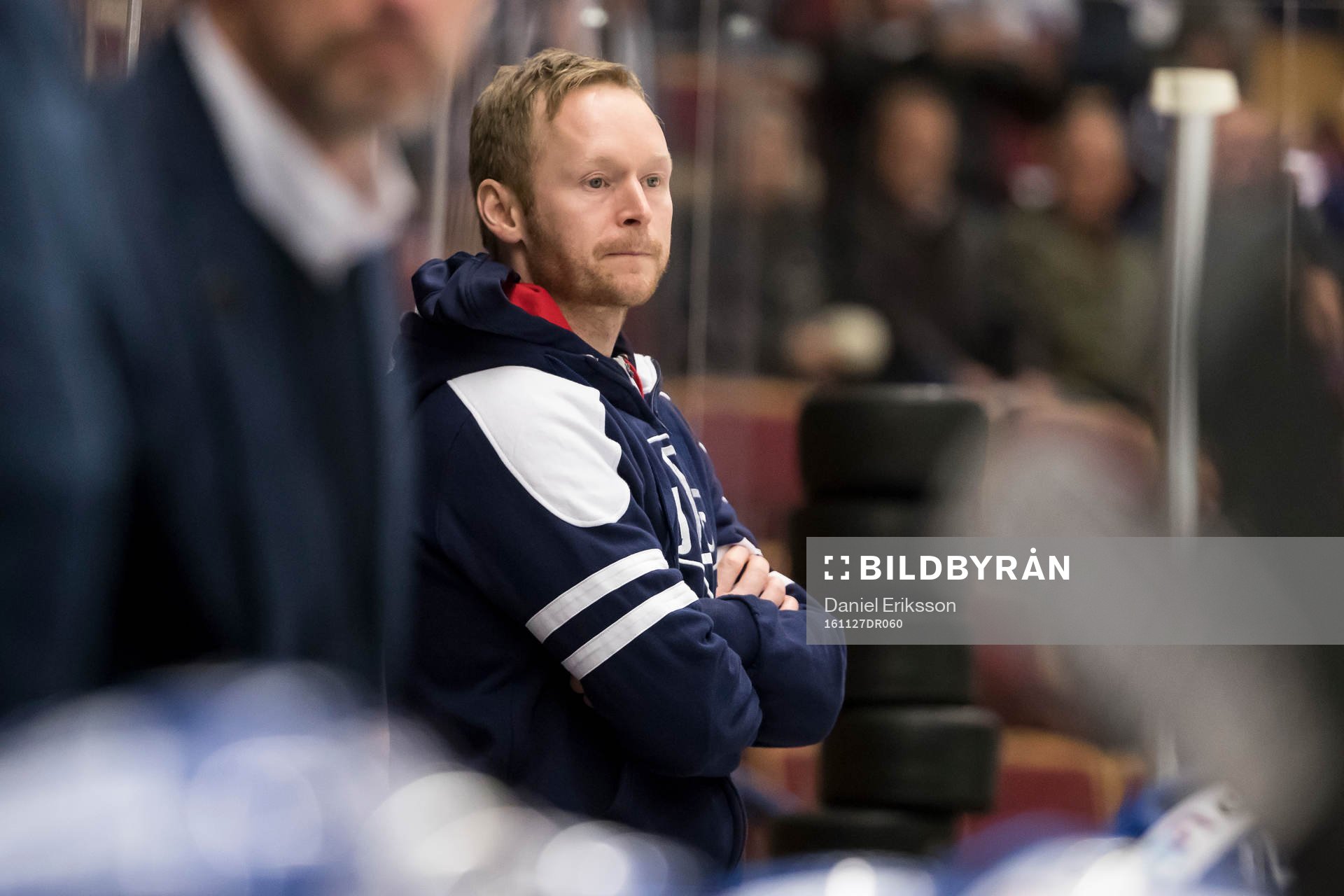 Leksands fysioterepaut Stefan Persson  i ishockeymatchen i