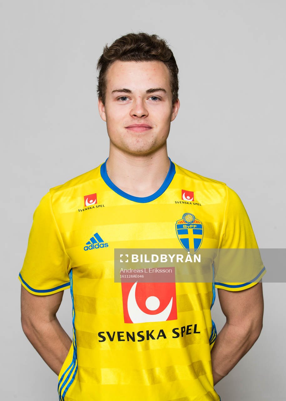 Gabriel Gudmundsson i P17/99-landslaget
