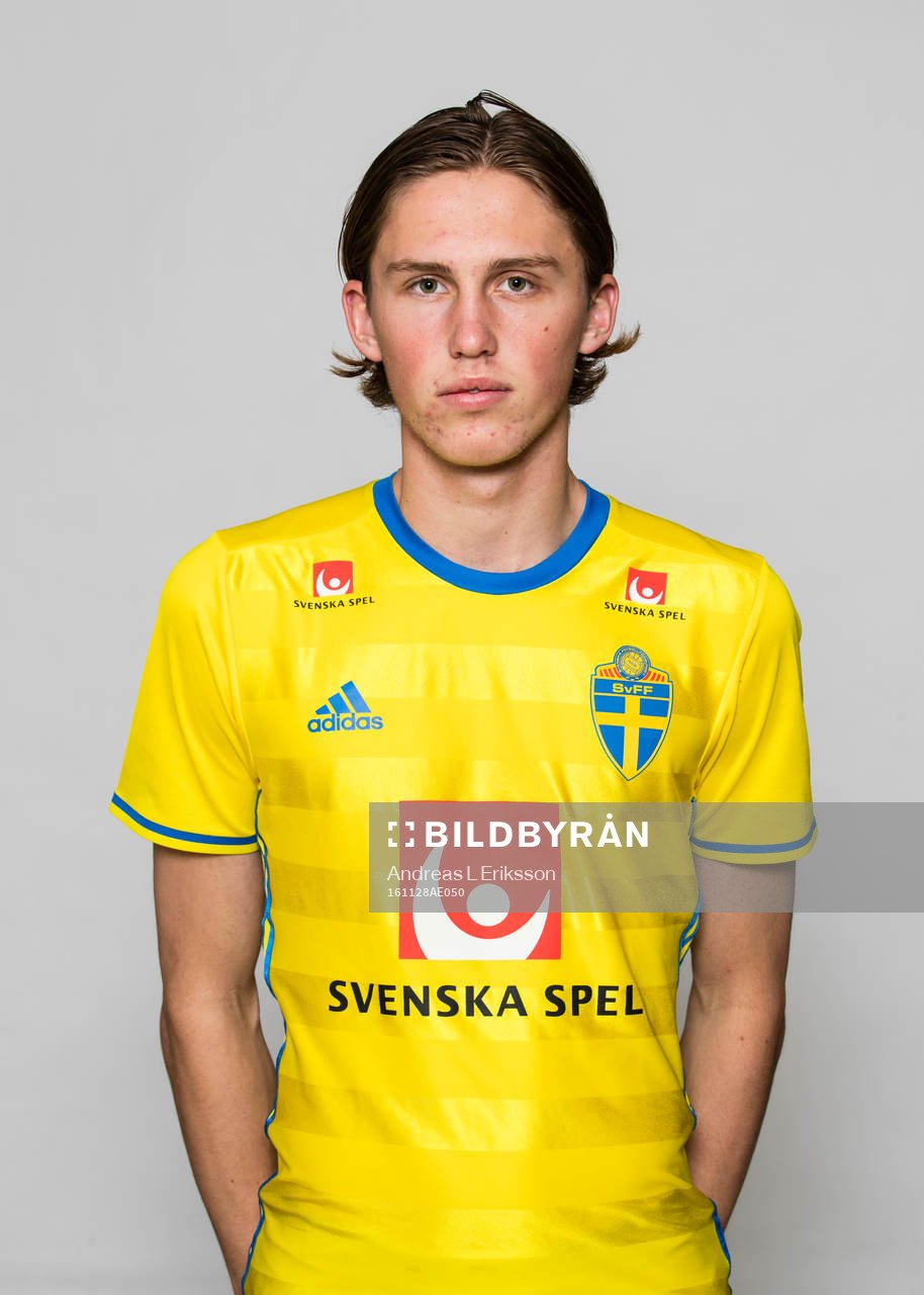 Emil Engqvist i P17/99-landslaget
