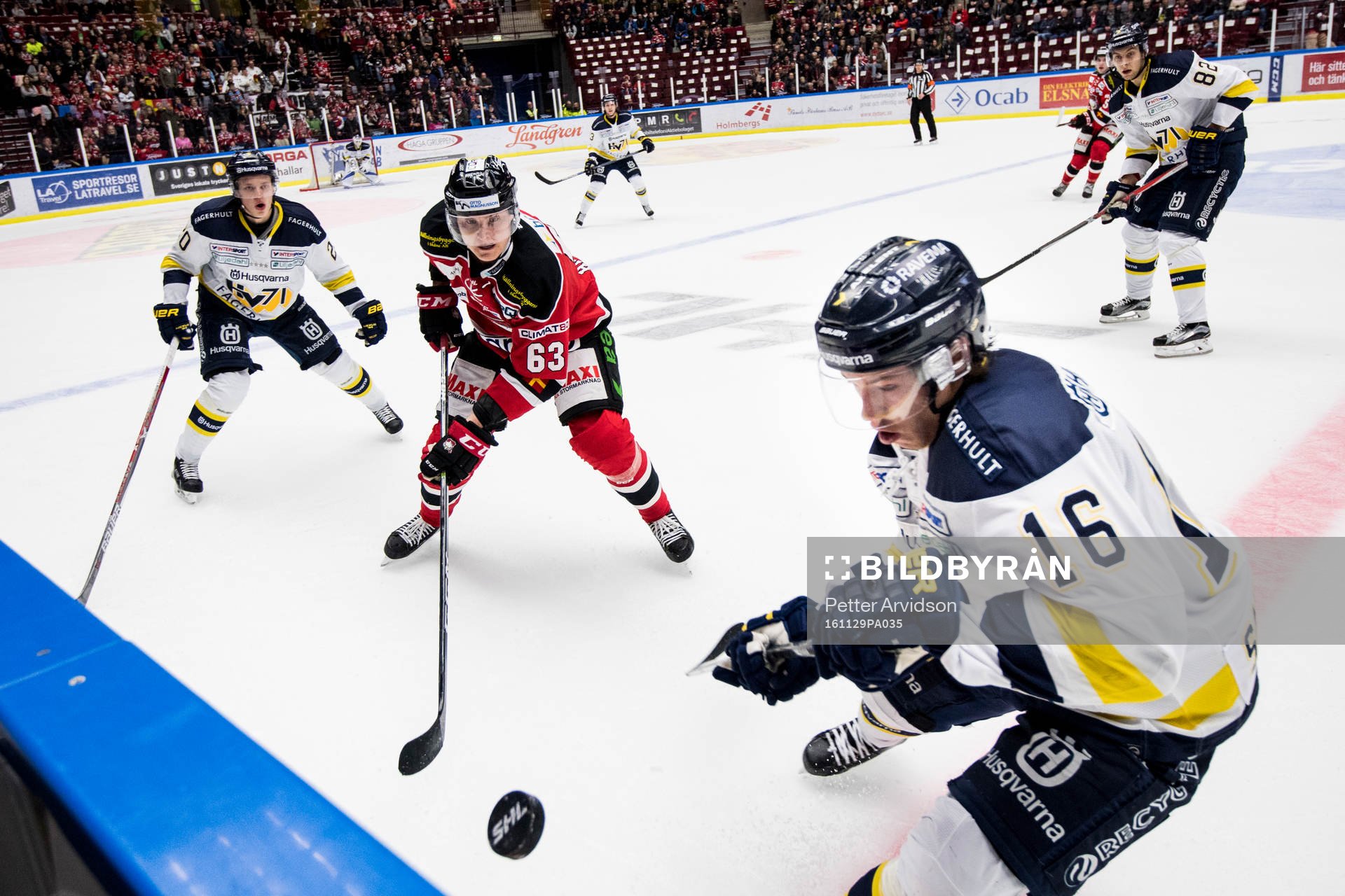 s Lawrence Pilut och Filip Sandberg