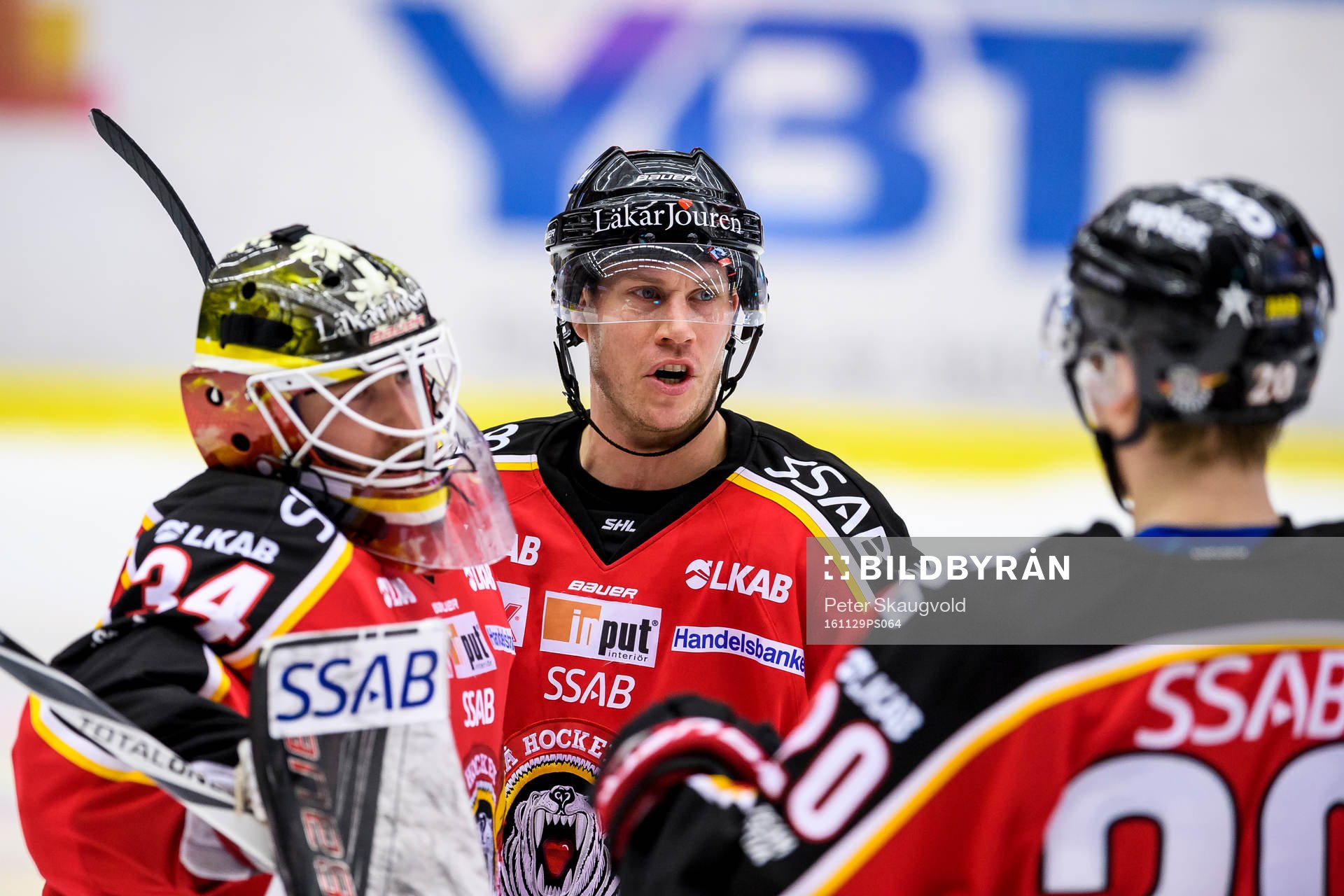 Luleås Andreas Falk (m) jublar