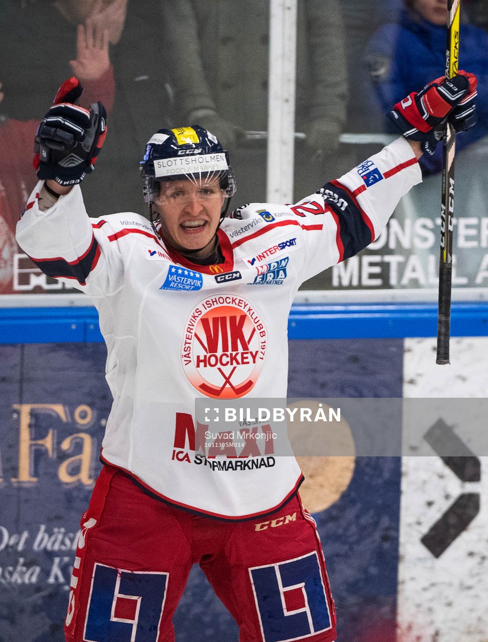 Västerviks Mats Josten Fröshaug jublar