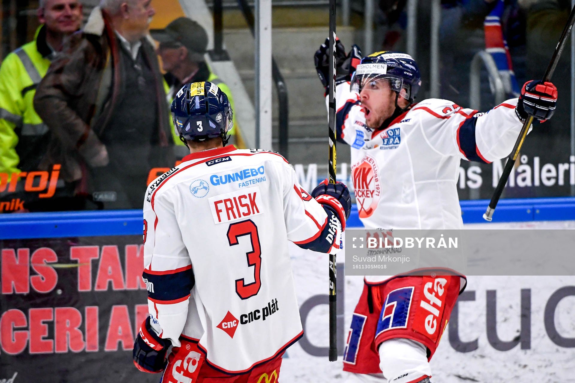 Västerviks Mitch Wahl och Andreas Frisk jublar