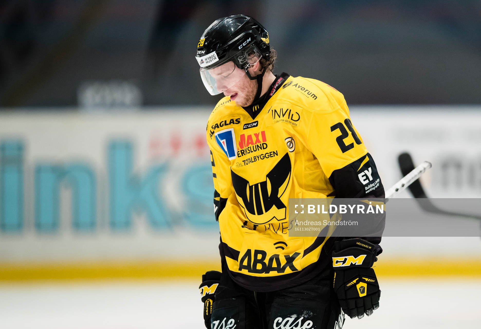 Västerås Lukas Zetterberg ser deppig ut