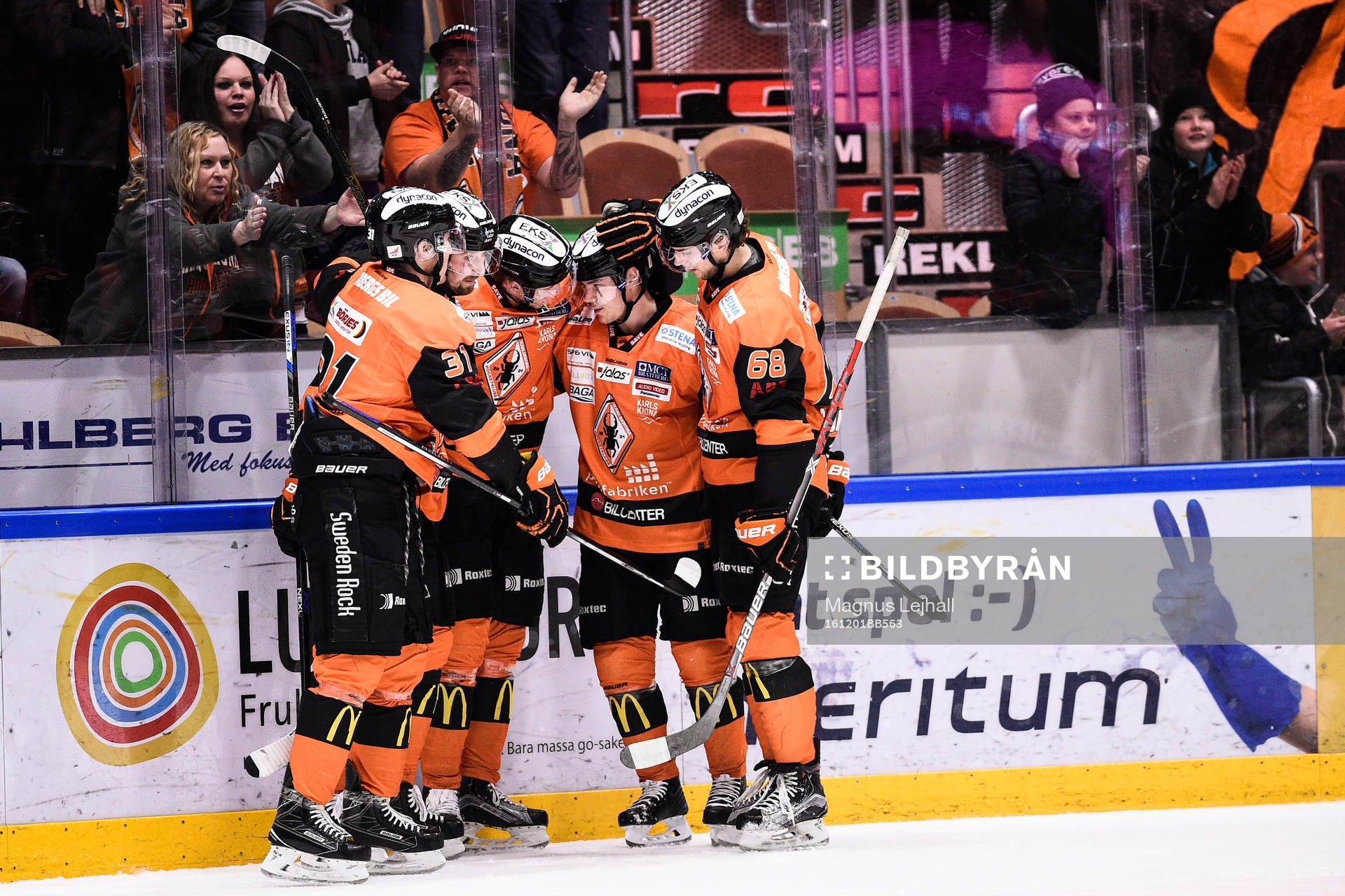 Karlskronas spelare jublar