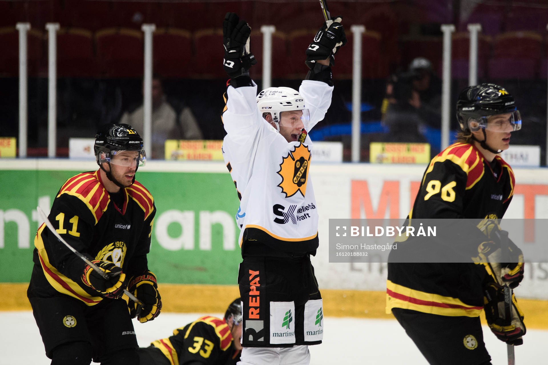 Skellefteås Oscar Möller jublar