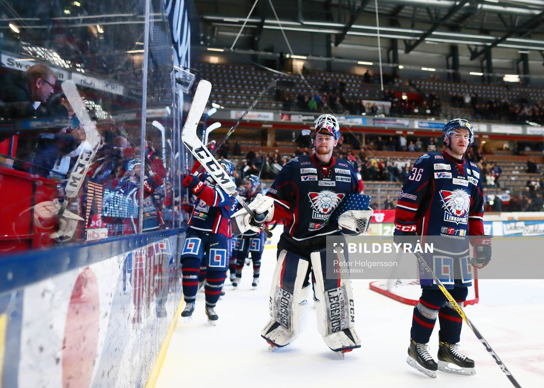 Linköpings spelare med målvakt Marcus Högberg och Niklas