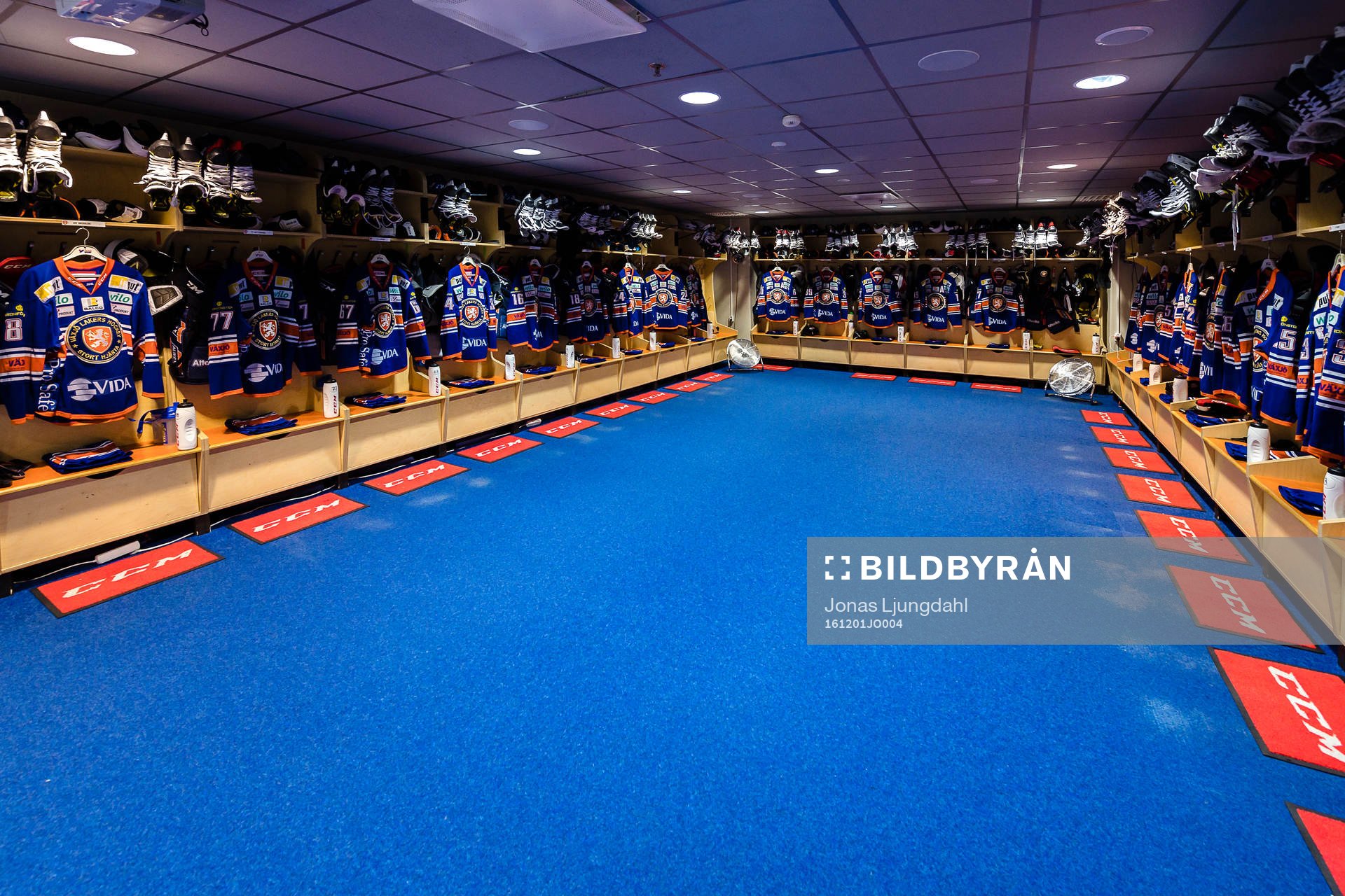 Växjös omklädningsrum före ishockeymatchen i SHL mellan