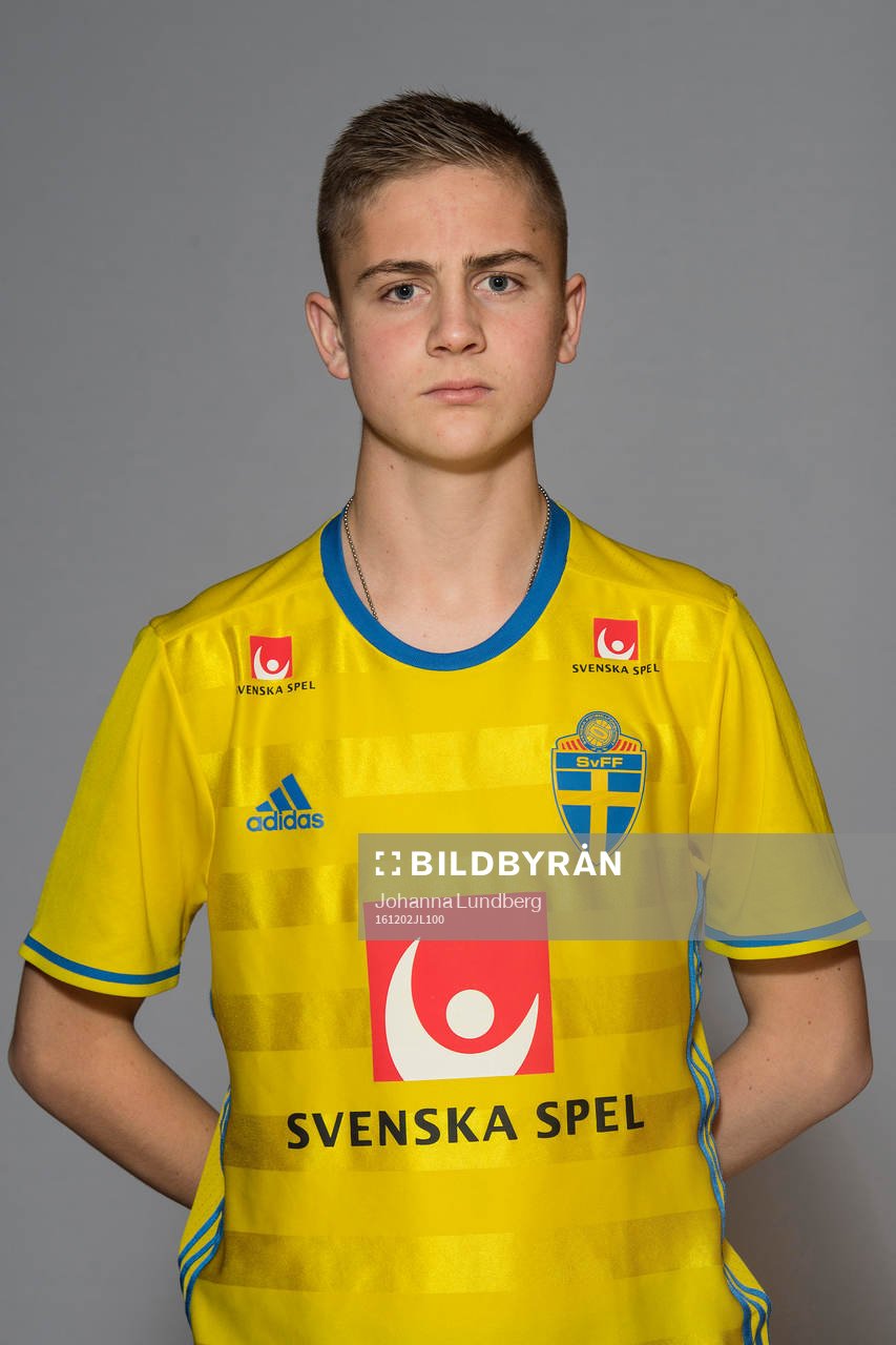 Albin Mörfelt i P16/00-landslaget poserar för ett porträtt den 2 december 2016 i Stockholm.