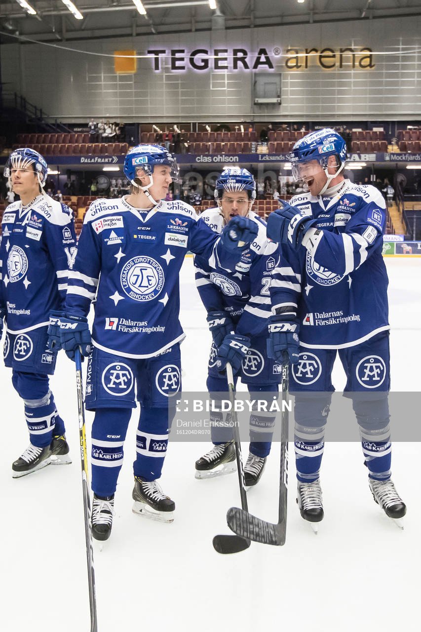 Leksands Olle Alsing och Leksands Joe Piskula jublar