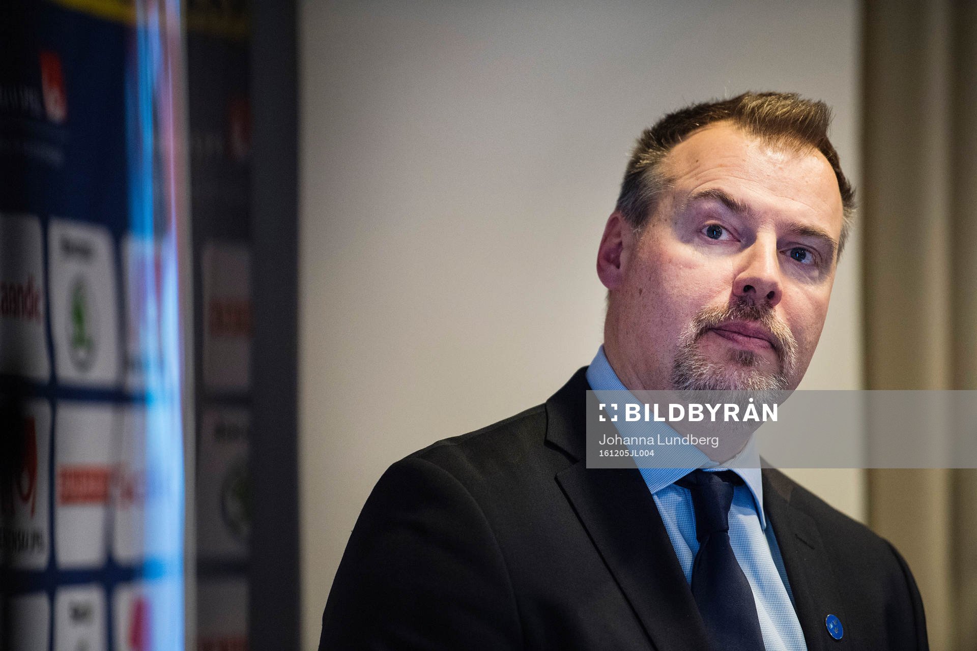 Förbundskapten Rikard Grönborg presenterar truppen till