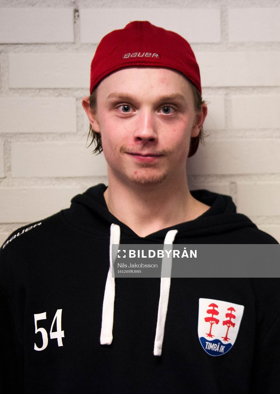 Timrås Jonathan Dahlén poserer för ett porträtt