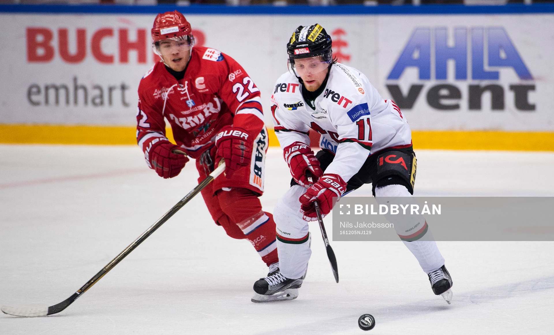 Timrås Emil Berglund och Modos Kristian Jakobsson