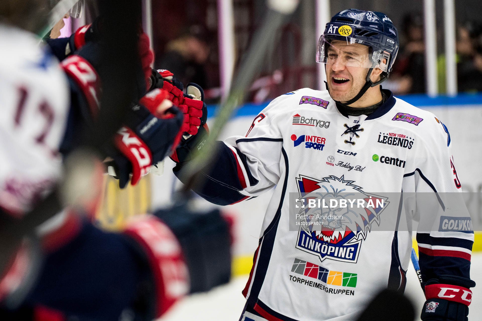 Linköpings Niklas Fogström jublar