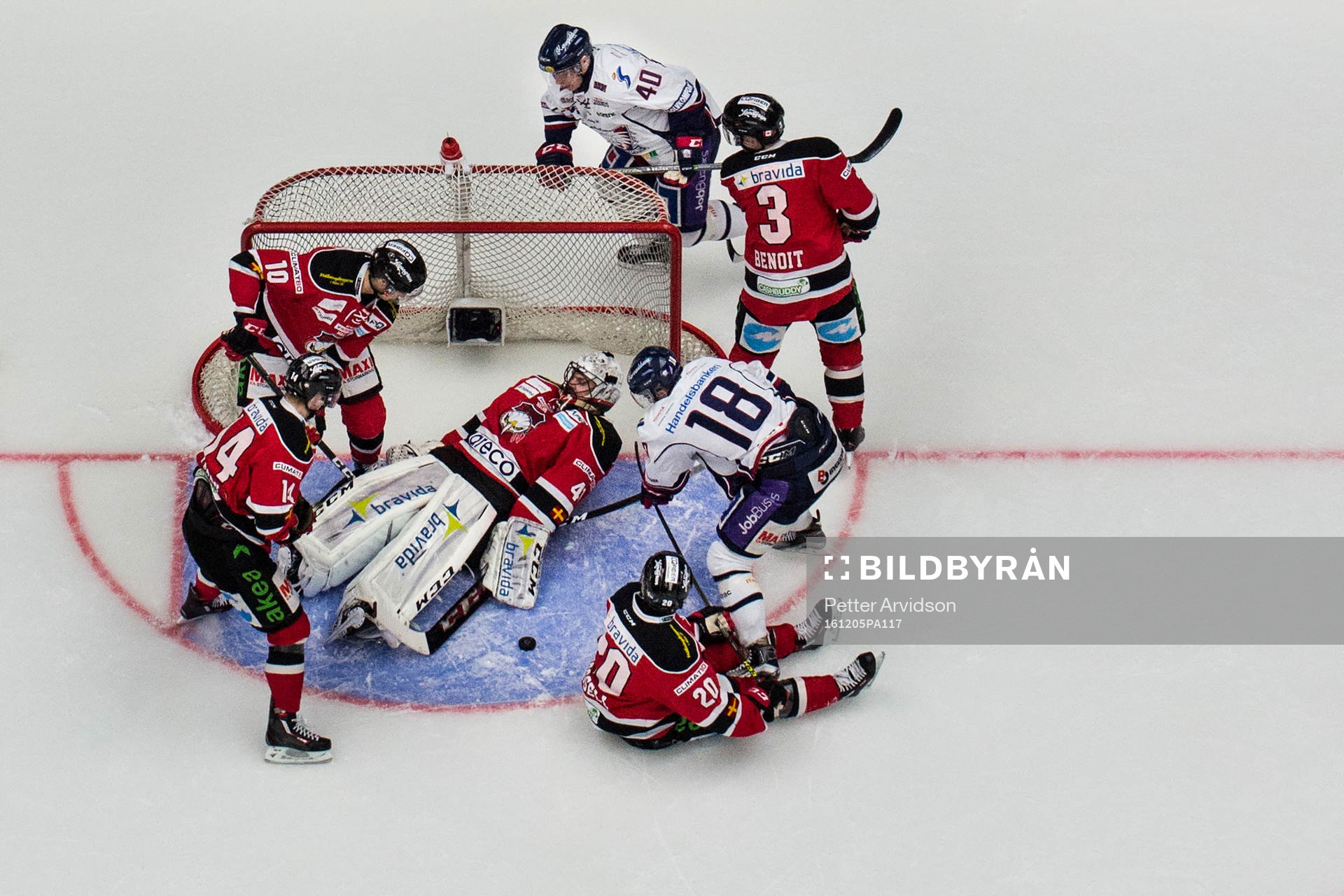 Linköpings Jacob Lilja och Ken André Olimb oroar vid