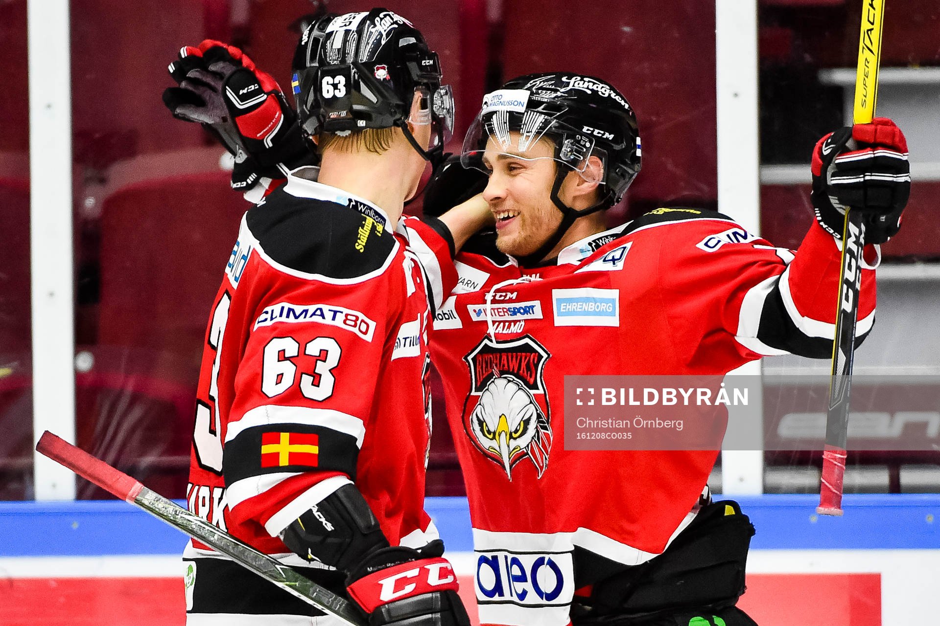 Malmö Redhawks Fredrik Händemark och Ilari Filppula jublar