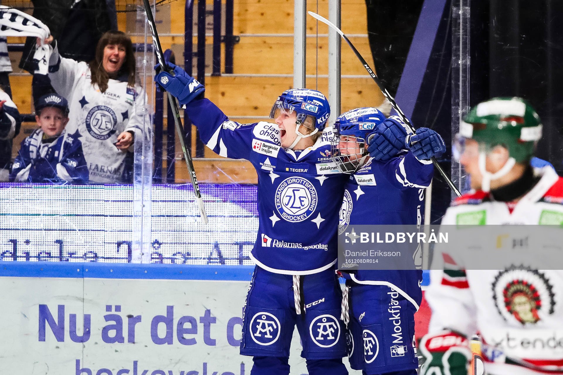 Leksands Isak Skedung och Rickard Hugg jublar