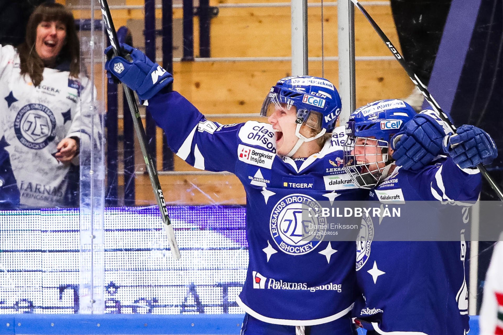 Leksands Isak Skedung och Rickard Hugg jublar