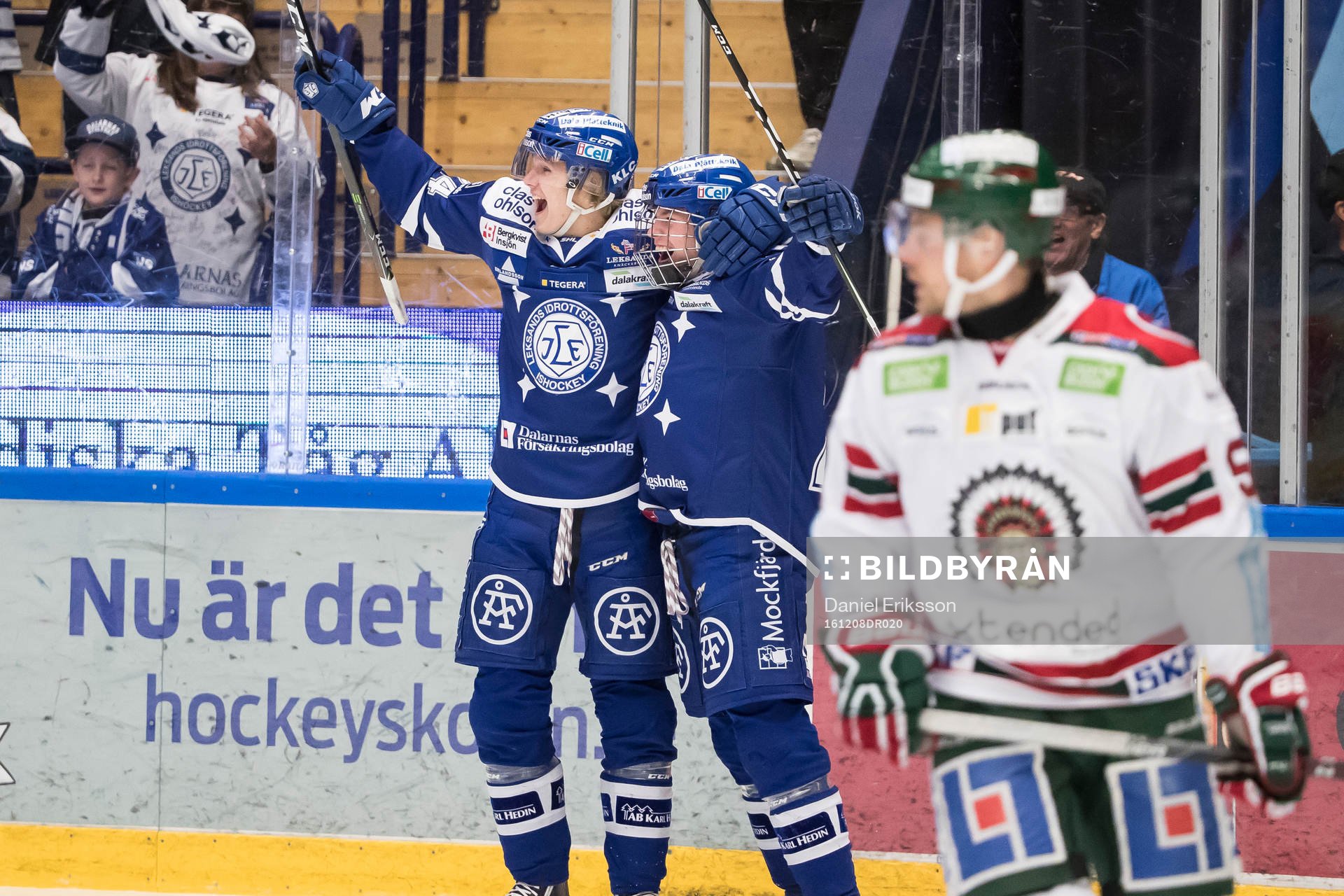 Leksands Isak Skedung och Rickard Hugg jublar