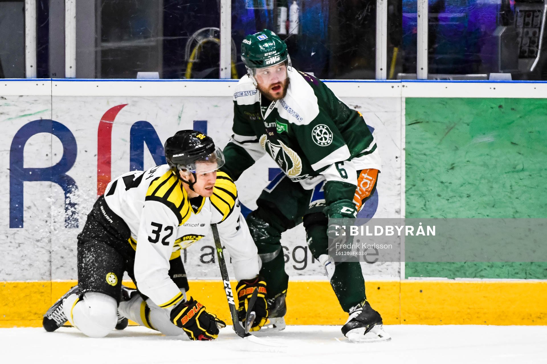 Brynäs Nick Johnson och Färjestads Mikael Wikstrand