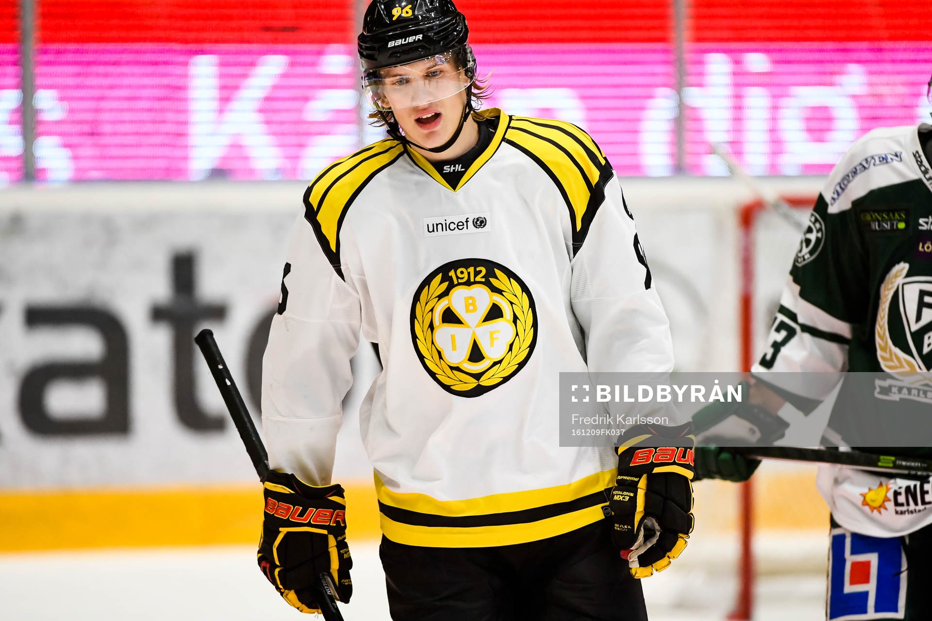 Brynäs Oskar Lindblom deppar