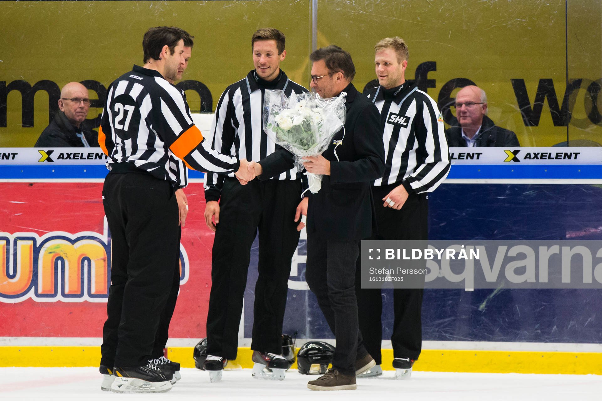 Domarna Mikael Sjöqvist, Mikael Nord, Örjan Åhlen och