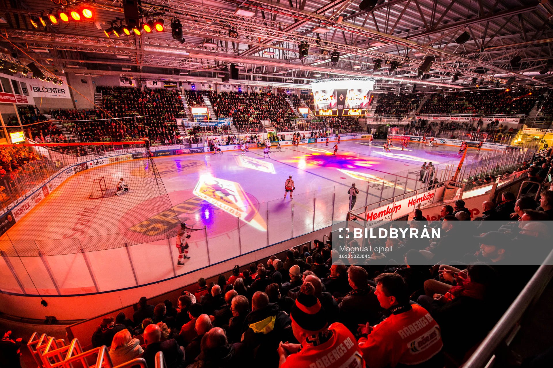 ABB Arena Rosenholm interiört innan ishockeymatchen i SHL