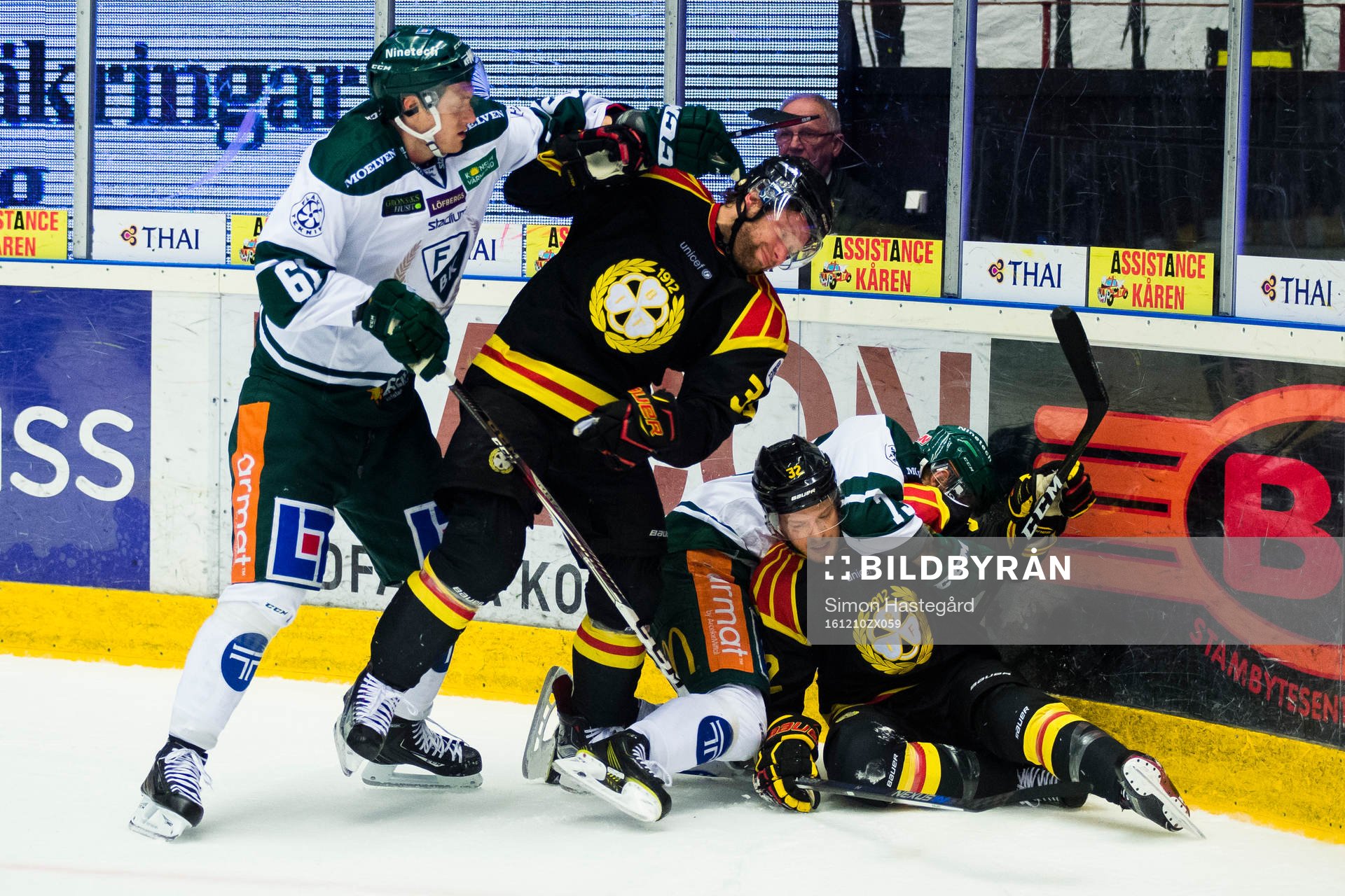 Färjestads Johan Ryno i bråk med Brynäs Jonathan