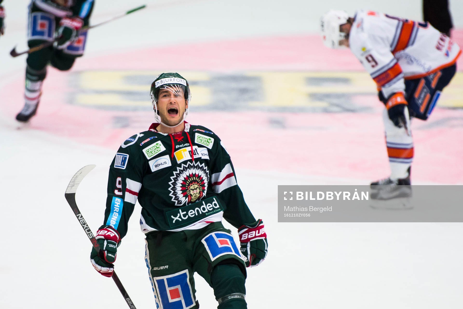 Frölundas Casey Wellman jublar