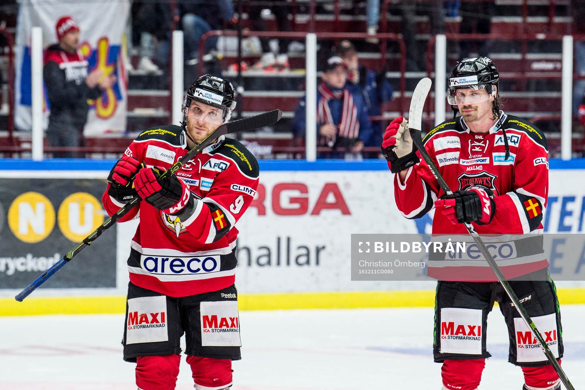 Malmö Redhawks Frederik Storm och Stefan Warg deppar