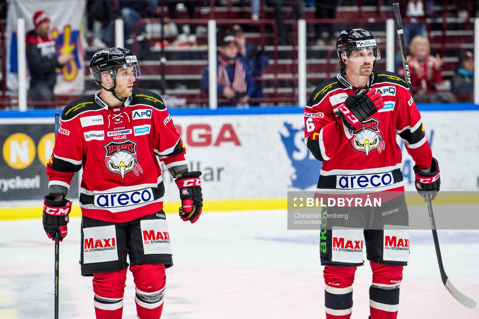 Malmö Redhawks Frederik Storm och Stefan Warg deppar