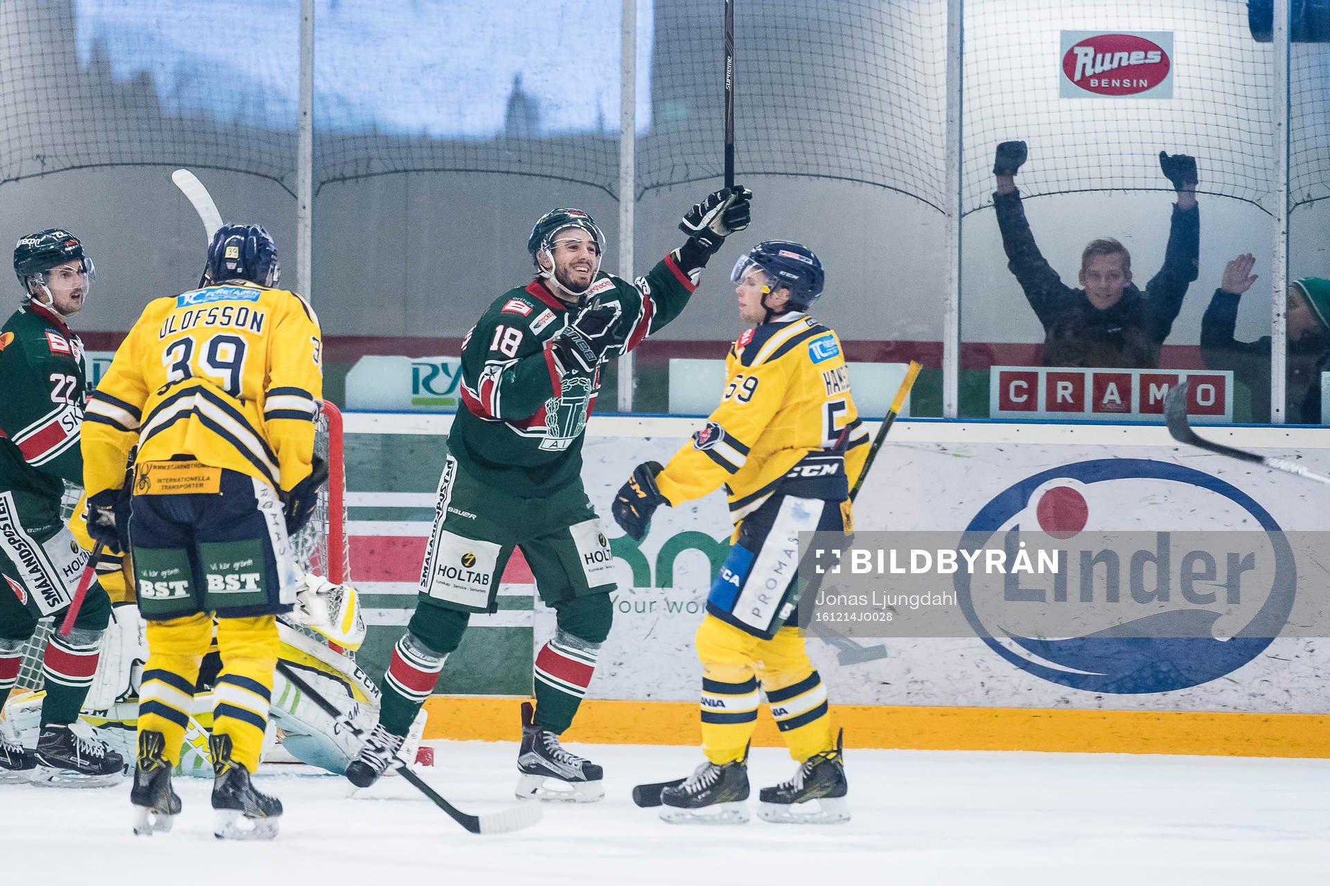 Tingsryds Jacob Dahlström jublar