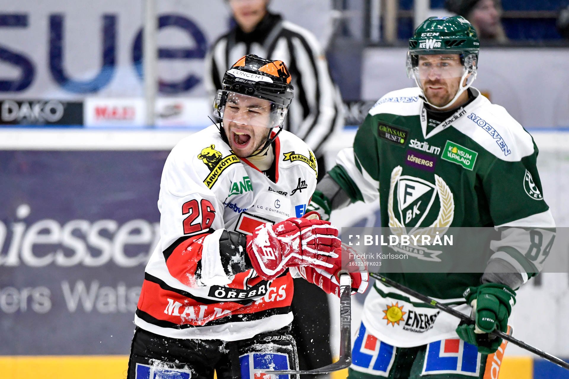 Örebros Greg Squires och Färjestads Tomas Skogs