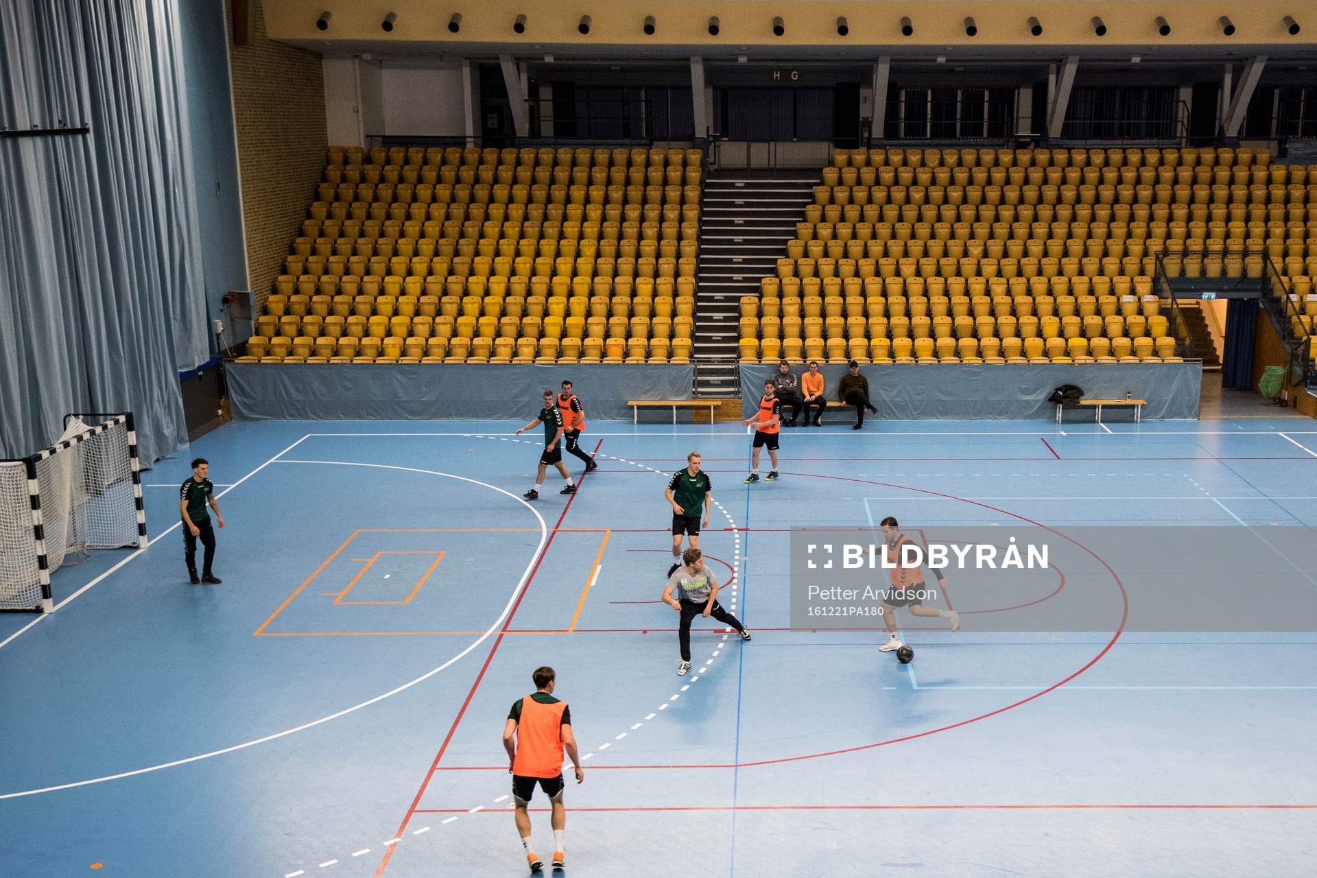 Helsingborgs spelare spelar fotboll