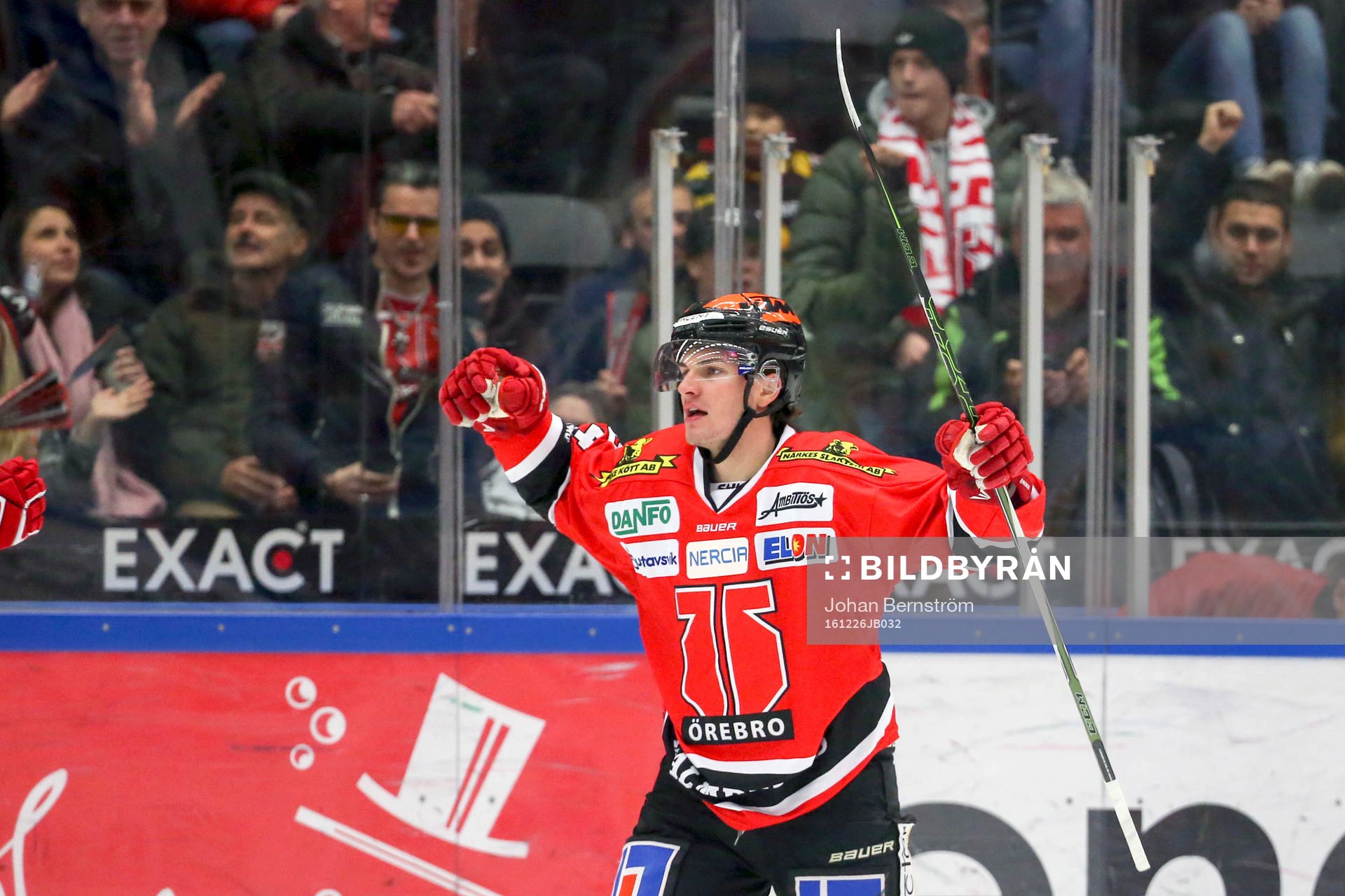 Örebros Petr Zamorsky jublar
