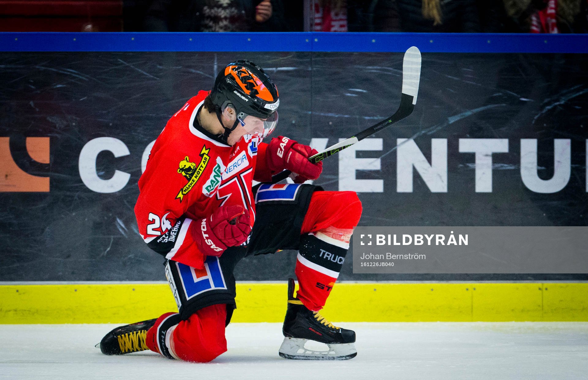 Örebros Petr Zamorsky gör 1-1 och jublar