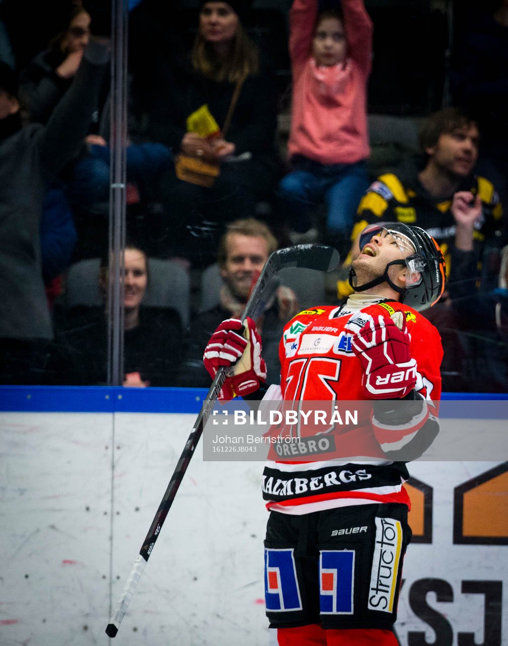 Örebros Greg Squires jublar