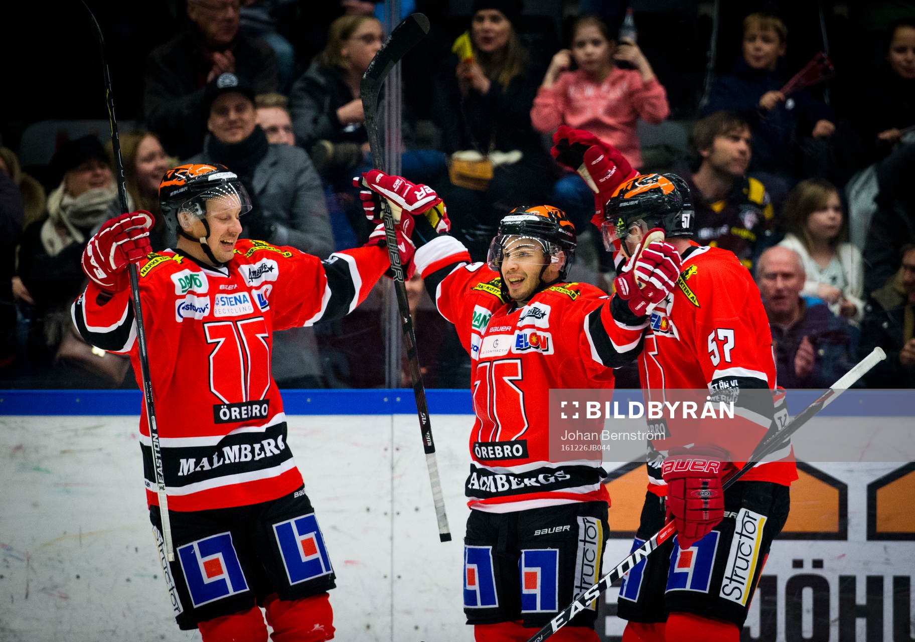 Örebros Greg Squires jublar