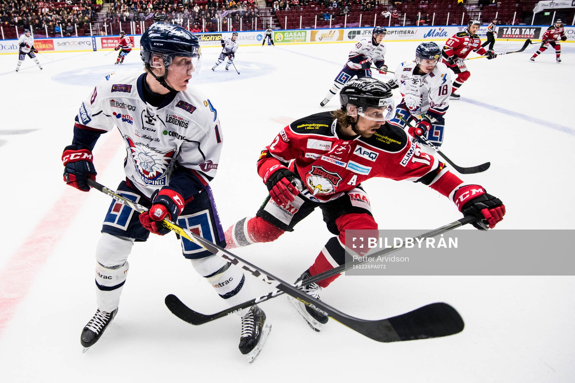 Linköpings Petter Hansson och Malmö Redhawks Andreas