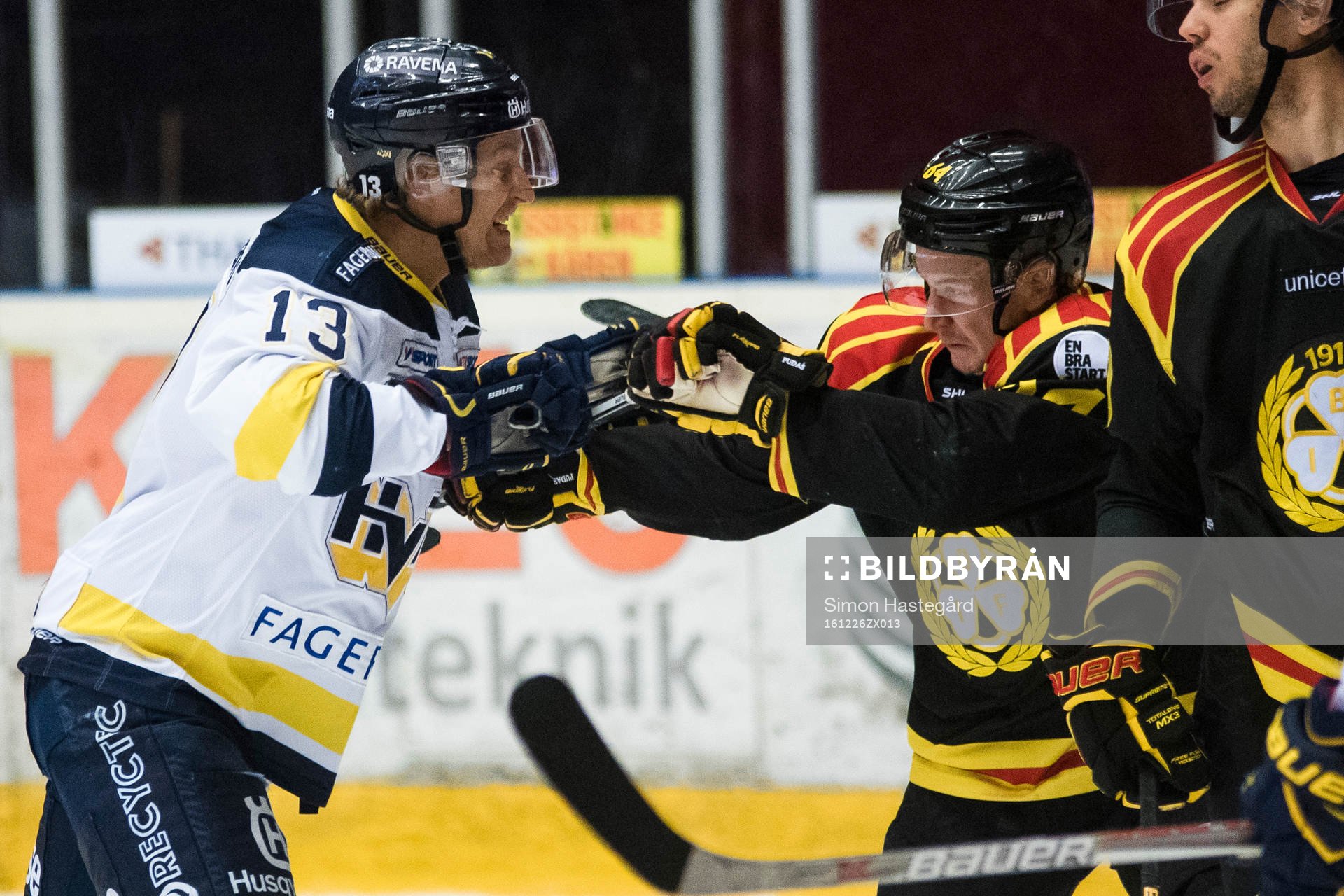 s Oscar Sundh och Brynäs Jonathan Pudas