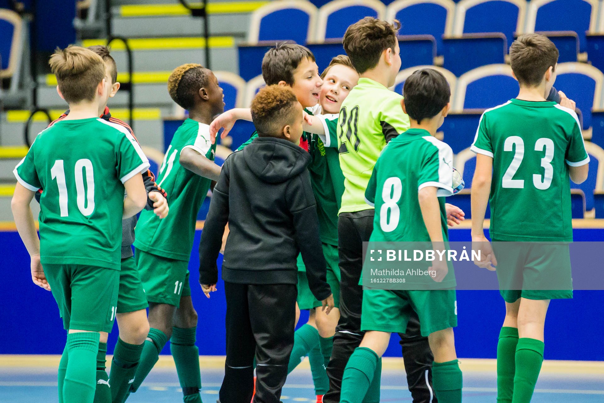 Spelare i BK Olympic jublar