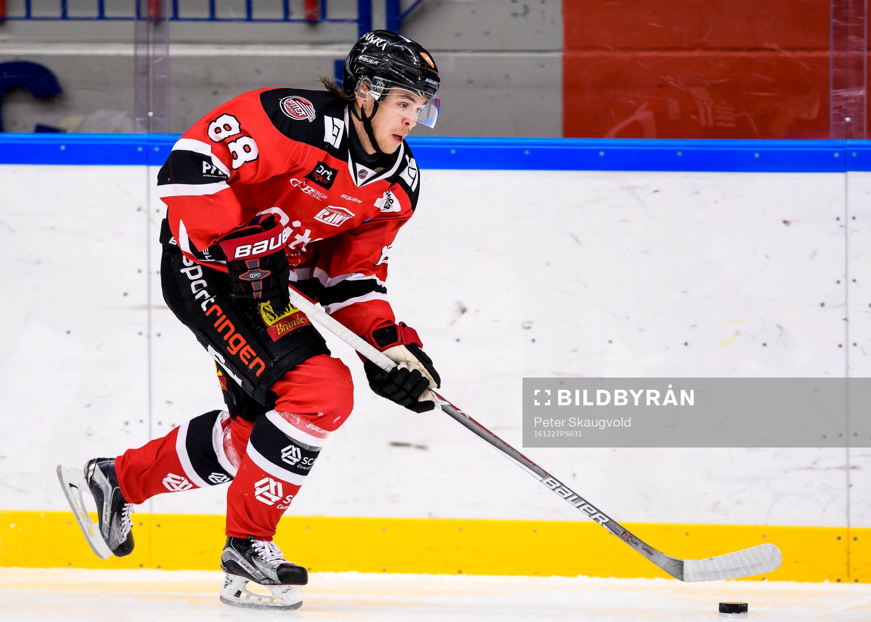 Piteås Erik Wikgren med pucken
