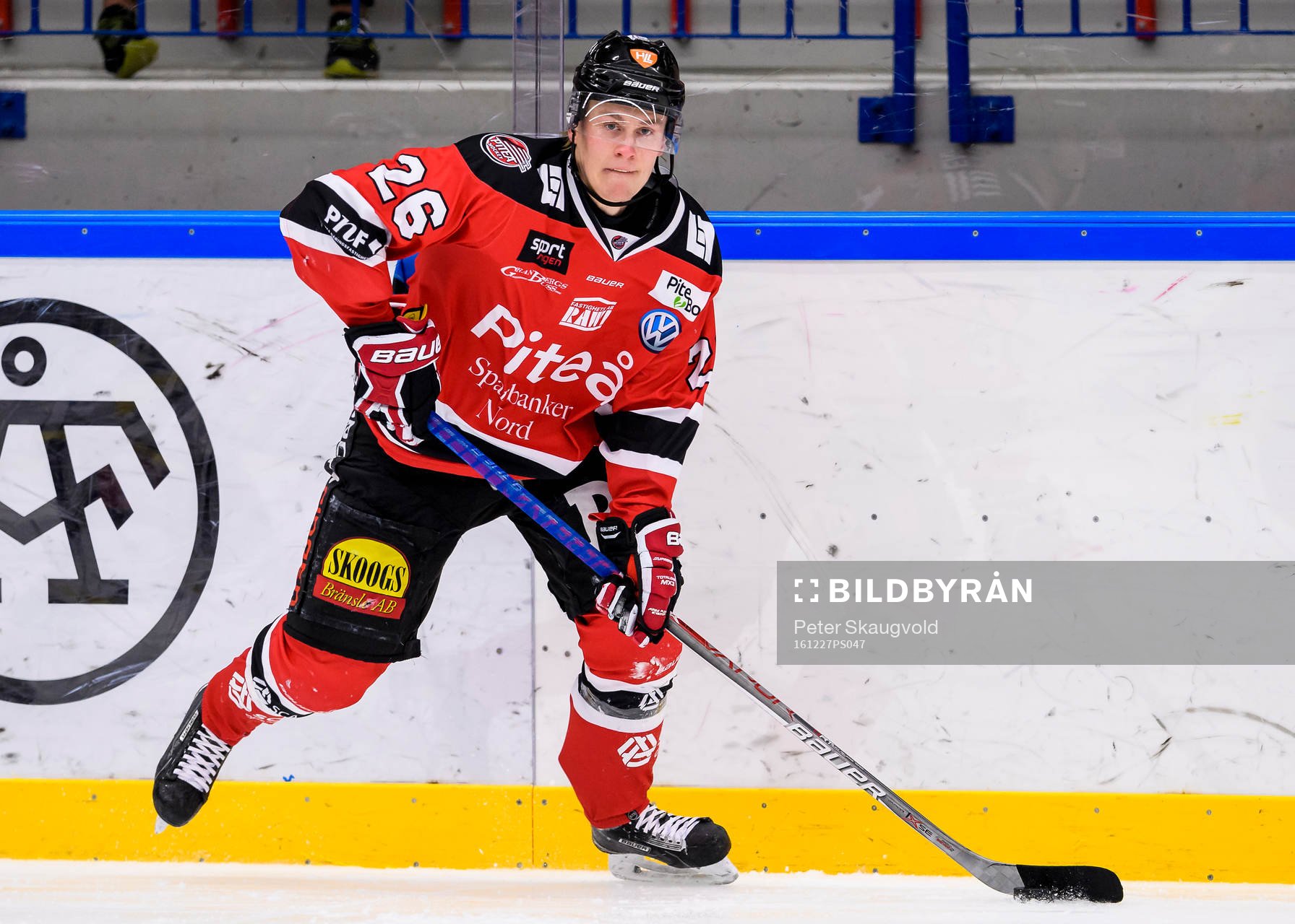 Piteås Emil Wrenman med pucken