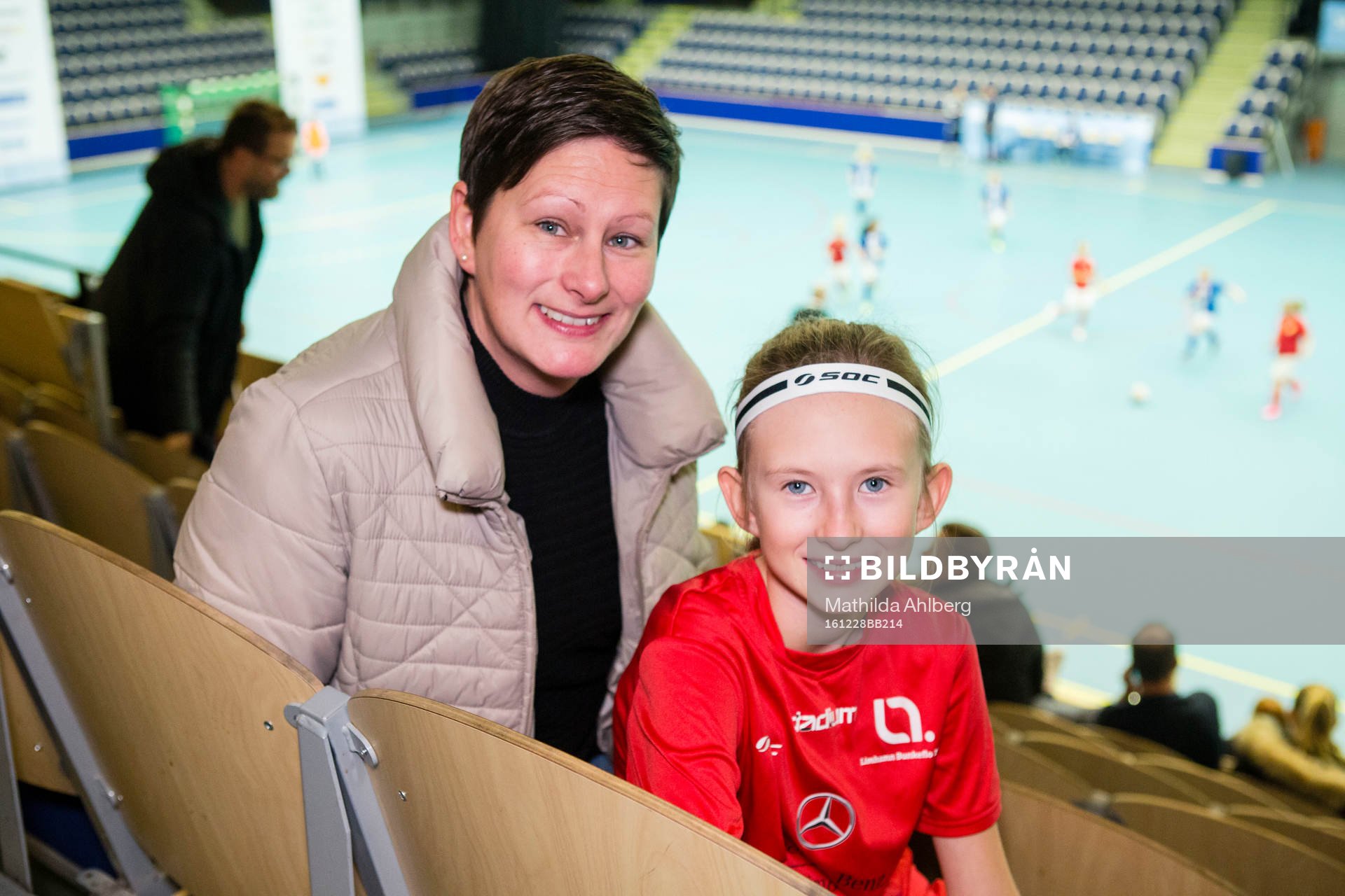 Jennie och Frida Ullner från LB07