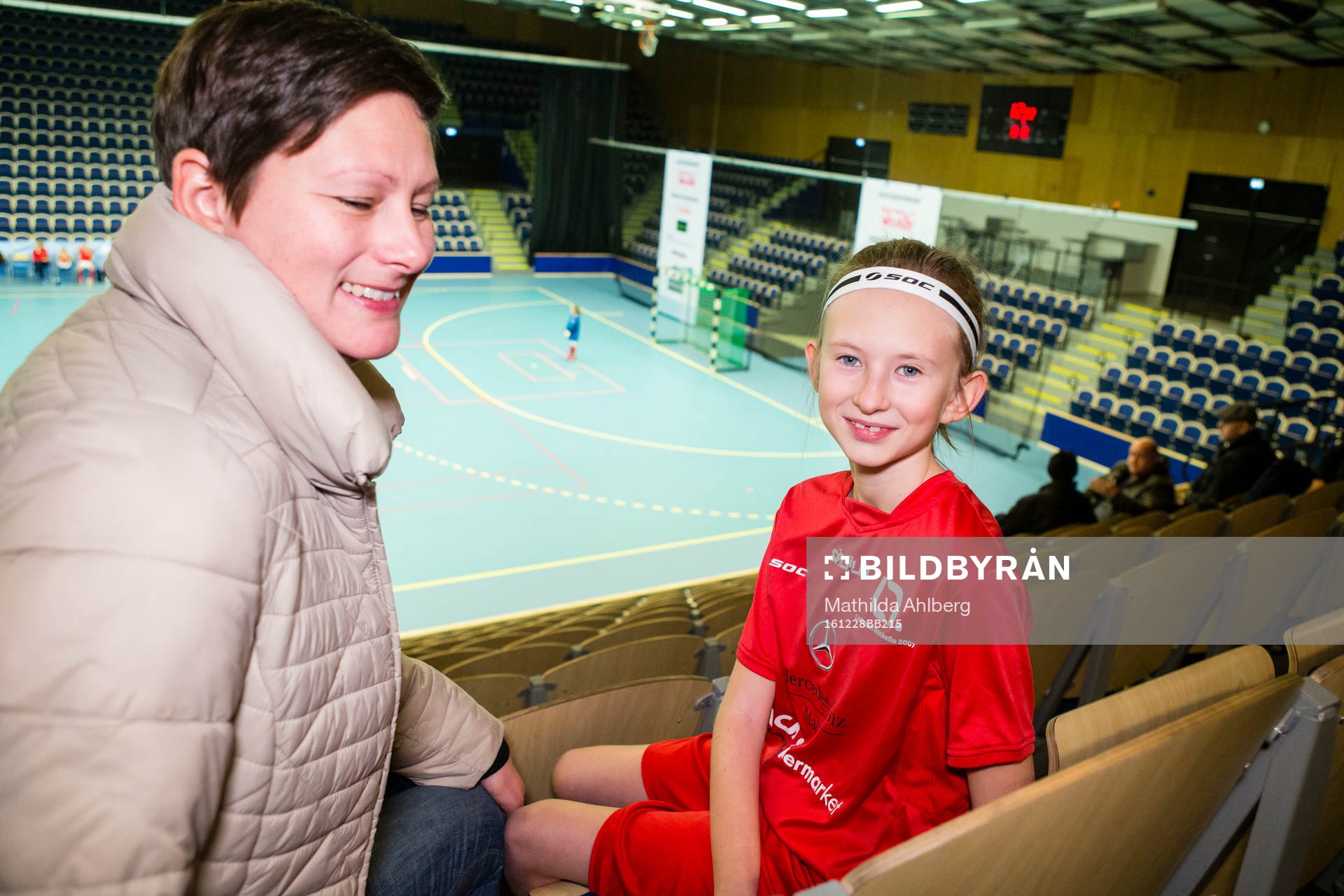 Jennie och Frida Ullner från LB07